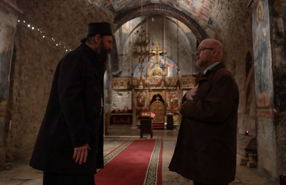 Hovenieri viziton Patrikanën Ortodokse Serbe