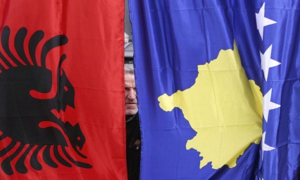 importi-i-produkteve-shqiptare-ne-kosove-rritet-per-dhjetera-miliona-euro