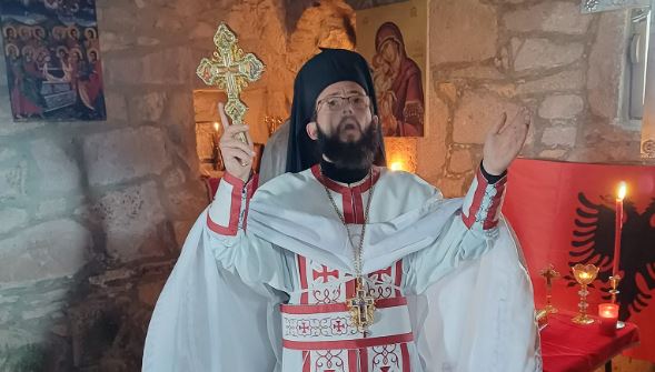 dioqeza-rashke-prizren-reagon-pas-“themelimit”-te-kishes-ortodokse-shqiptare-ne-kosove