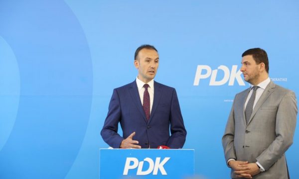 Mustafa i PDK-së e quan arnim ndihmën e qeverisë për familjet nevojtare