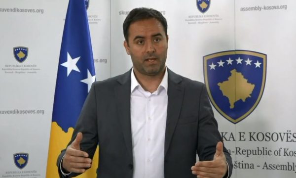 Kuvendi i Kosovës nuk ka Kod Etik që do të korrigjonte gjuhën seksiste ndaj grave