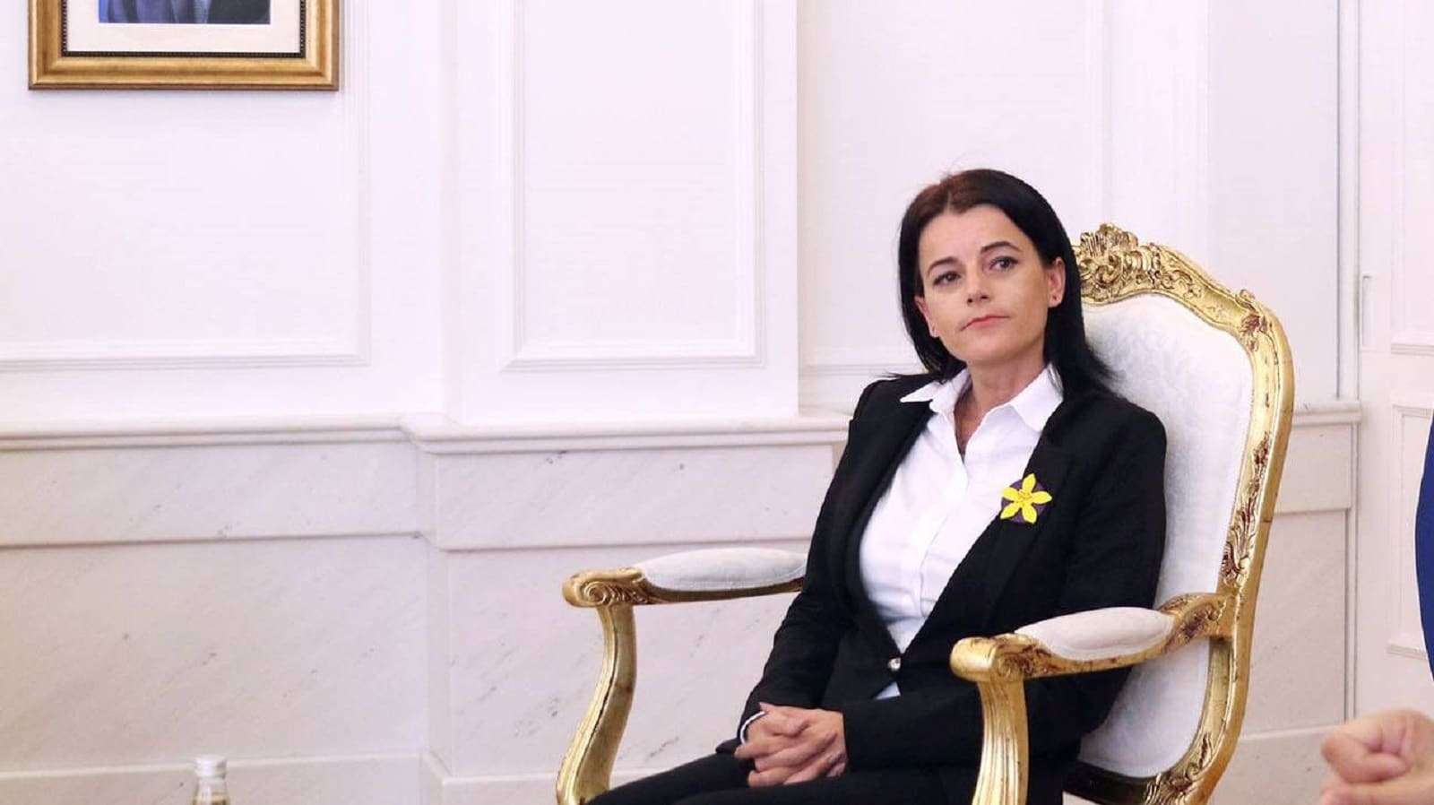 Vasfije Krasniqi: Komisioni për verifikim të viktimave nuk lajmërohen në telefon