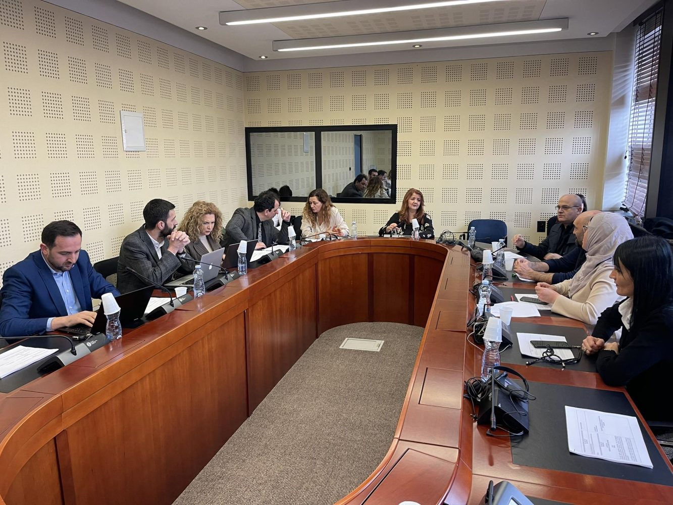 projektligji-per-shendetin-riprodhues-dhe-fertilizimin-e-asistuar-mjekesor-shkakton-debat-ne-komision-–-deputetet-kerkojne-detaje