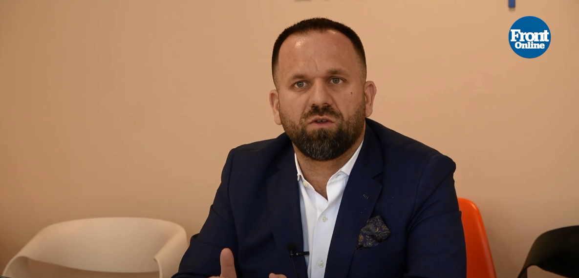 cka-mund-te-behej-me-60-milionet-qe-qeveria-ndau-per-femijet-dhe-pensionistet,-sipas-berat-rukiqit
