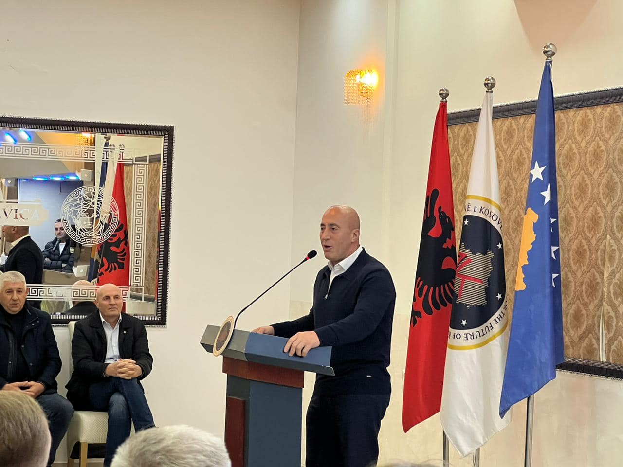 haradinaj:-qeveria-e-futi-vendin-ne-varferi-e-qytetaret-ne-zhgenjim