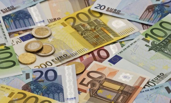 kryeqyteti-ndan-250-euro-per-grate-me-kancer-te-gjirit-dhe-paciente-me-semundje-kronike