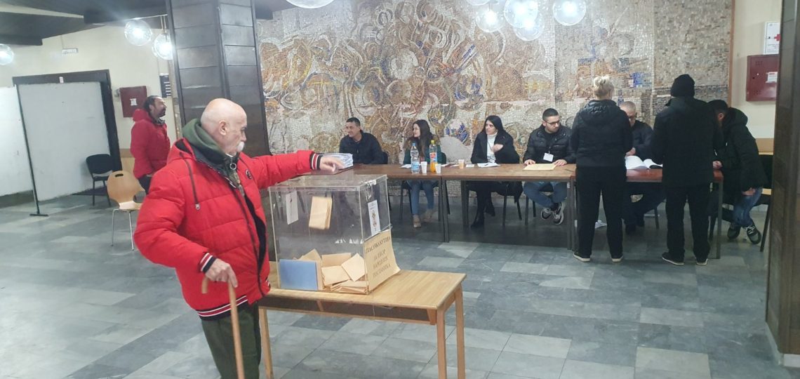 pjesemarrja-ne-bujanoc-ishte-8.7-per-qind-deri-ne-oren-12,-me-e-ulet-se-ne-zgjedhjet-e-kaluara