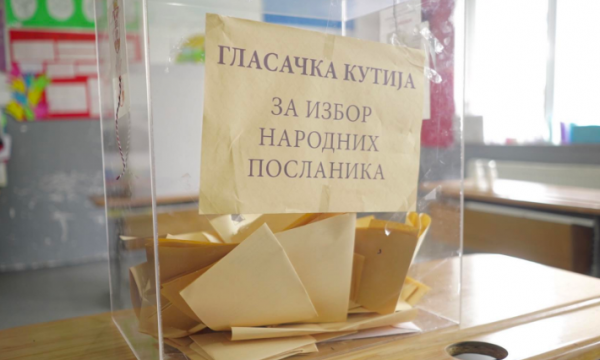 pro-apo-kunder,-veshtrime-per-zgjedhjet-ne-serbi-nje-dite-para-dhenies-se-votes