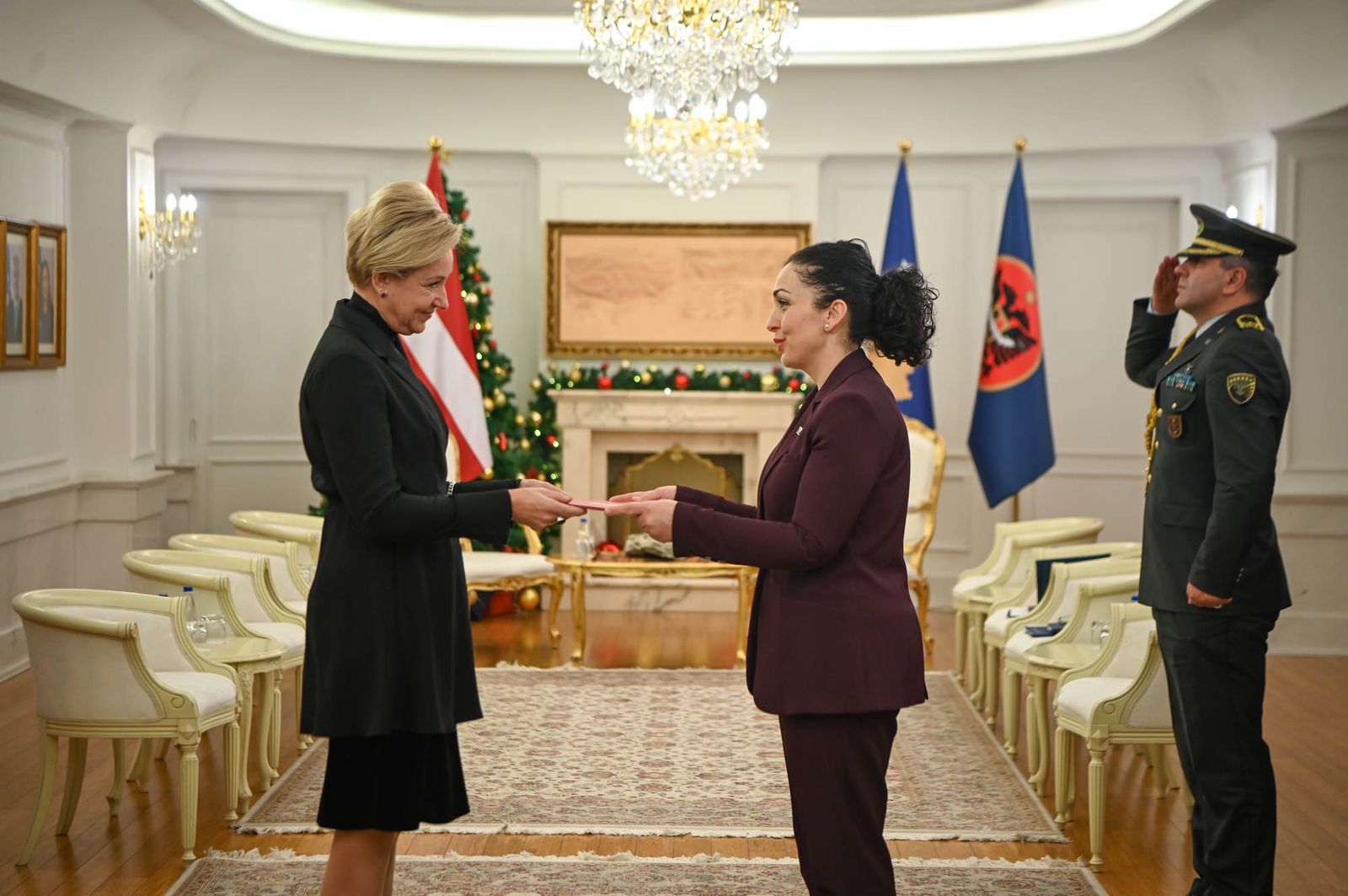 osmani-pranoi-letrat-kredenciale-nga-ambasadorja-e-letonise
