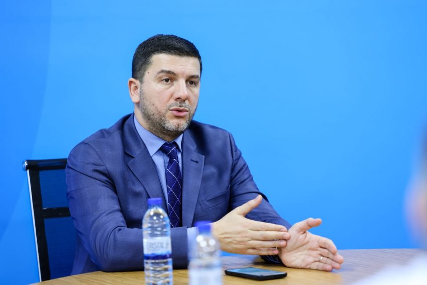 Memli Krasniqi refuzon ftesën e presidentes për të diskutuar Asociacionin: Nuk ka gjë nga këto takime, bëhen veç analiza