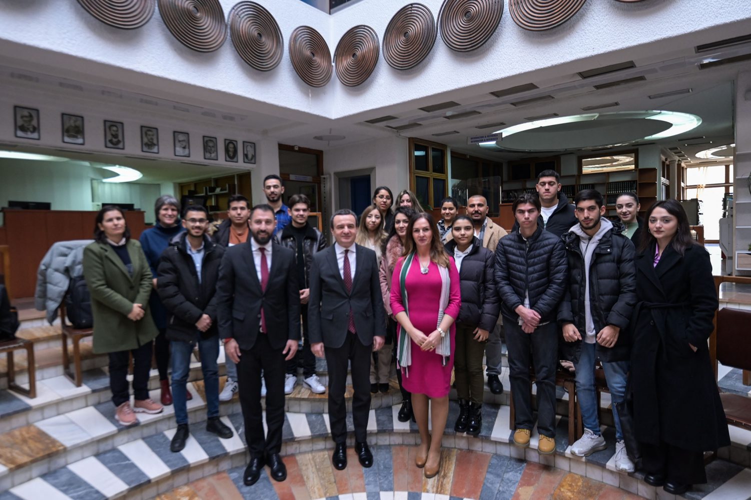 nagavci:-mbeshtetja-per-studentet-e-komuniteteve-ka-per-qellim-avancimin-e-tyre-dhe-shoqerise