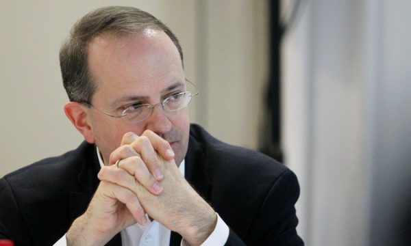 weber-skeptik-per-dialogun:-dyshoj-se-do-te-kete-progres,-vuciq-po-luan-dhe-s’eshte-i-interesuar-t’i-respektoje-marreveshjet