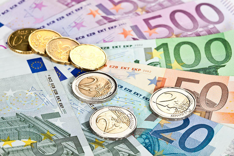 mbi-nje-mije-raste-te-parave-te-falsifikuara-per-11-muaj/-mehmeti:-te-shmanget-pagesa-me-para-kesh