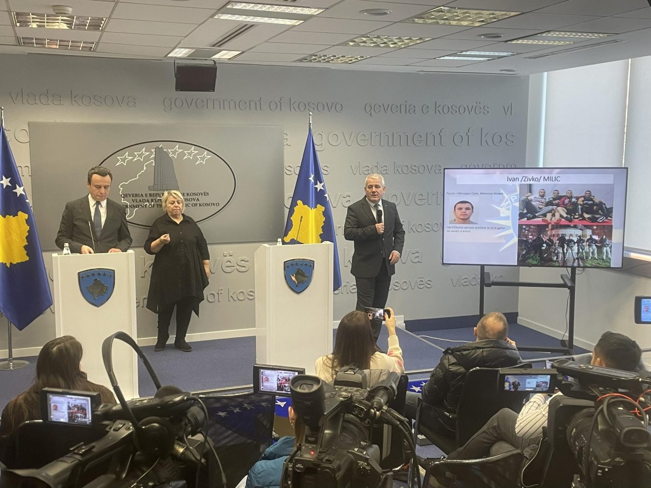 svecla:-zyrtaret-dhe-institucionet-ne-veri-jane-sulmuar-114-here-qe-nga-viti-2021