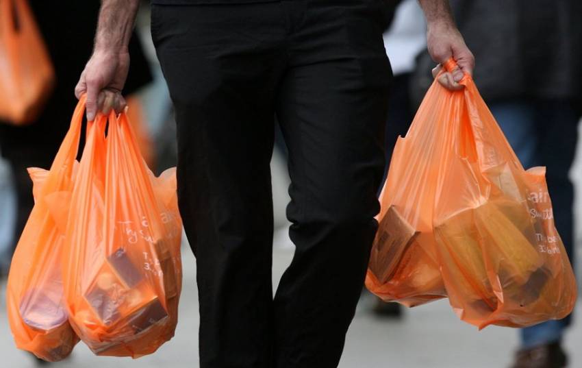 Pagesa po e ulë përdorimin e qeseve plastike në Kosovë