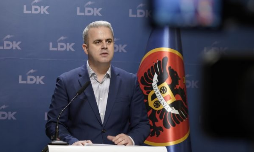 azemi-i-ldk’se:-vv’se-po-i-bien-votat-drastikisht,-s’ka-manipulim-qe-iu-shpeton-nga-renia