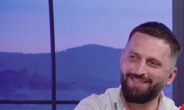 kurti-per-vdekjen-e-gazetarit-turkaj:-do-te-na-mungojne-komentet-satirike-te-tij