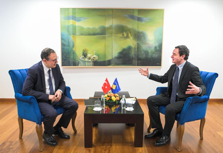 kurti-takon-ambasadorin-e-turqise,-flasin-per-sigurine-dhe-fushen-e-mbrojtjes