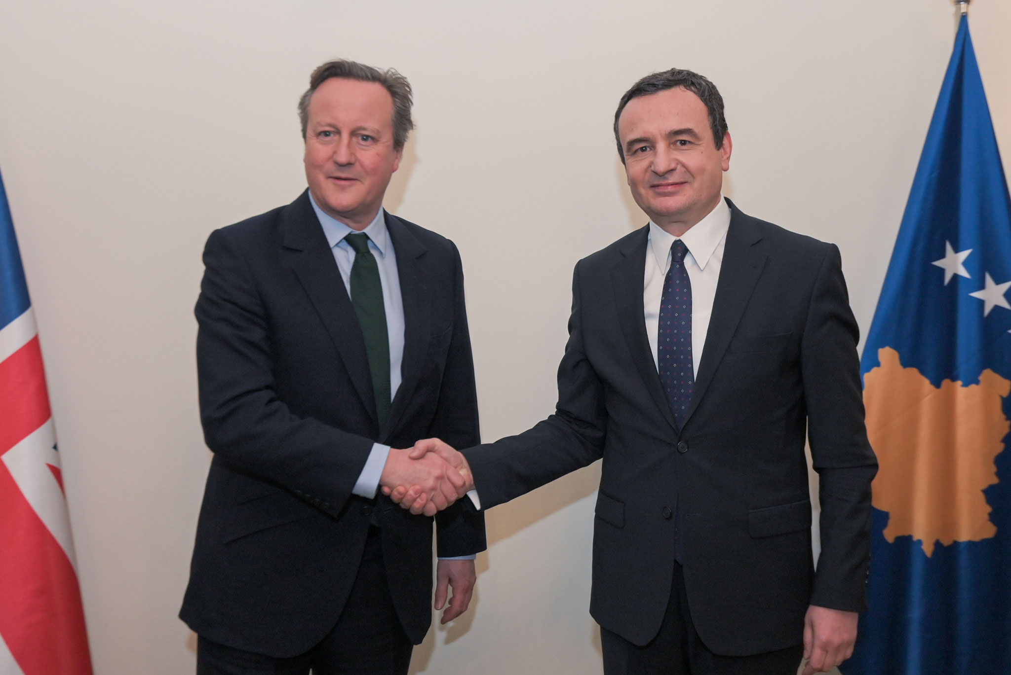 kurti-pret-ne-takim-cameronin,-shprehet-i-lumtur-qe-vitin-2024-po-e-fillon-me-nje-takim-kaq-te-rendesishem