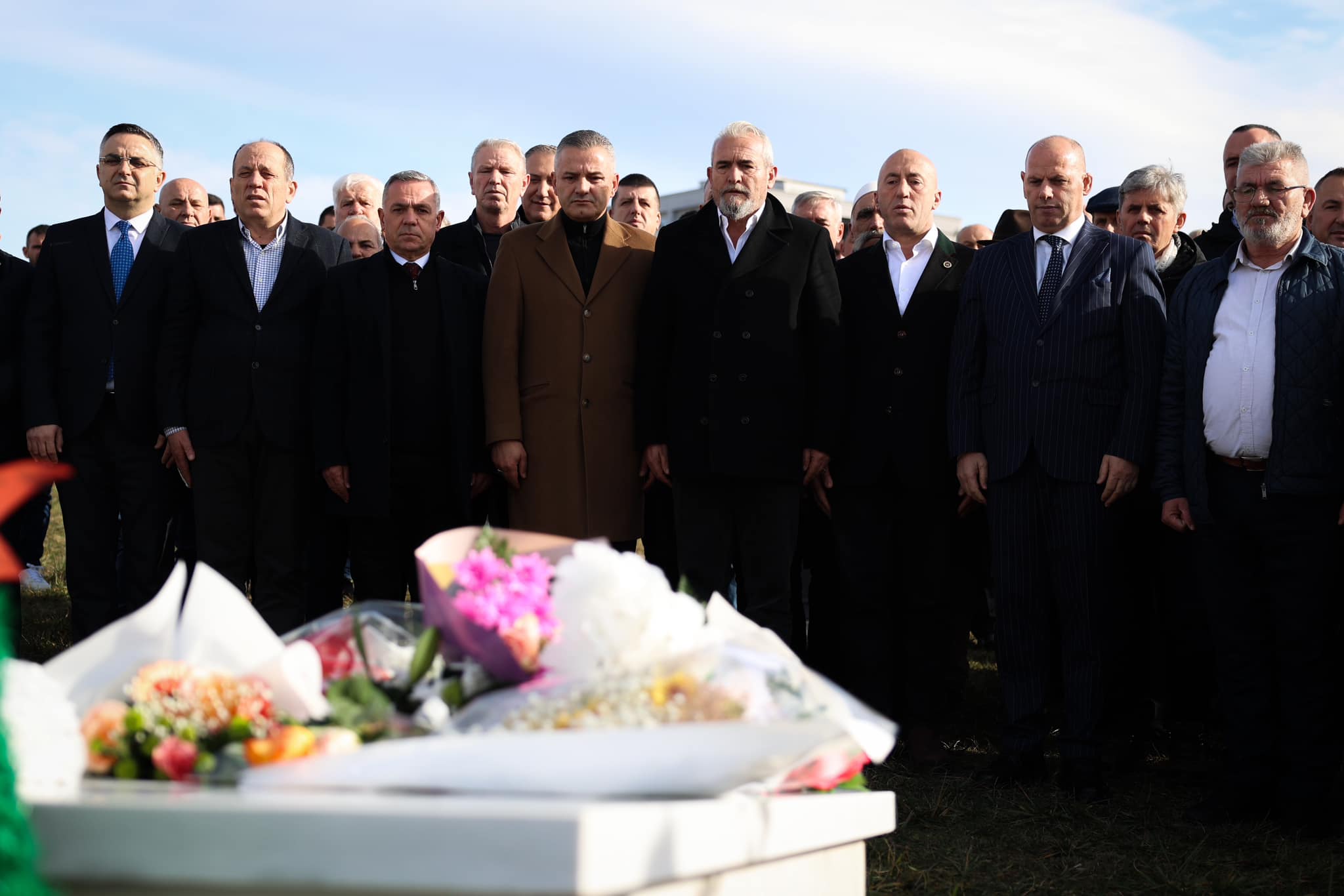 haradinaj:-vepra-e-dalezotesve-te-atdheut-si-shaban-shala,-eshte-pragu-me-i-larte-i-krenarise-sone-kombetare