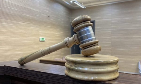 trazirat-ne-veri/-shtyhet-seanca-ndaj-kater-te-akuzuarve-per-sulm-terrorist