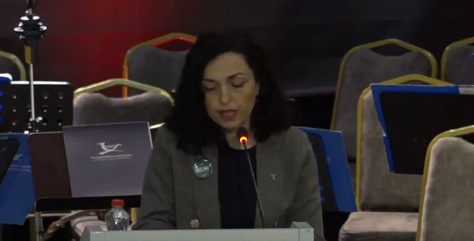 osmani:-kerkimi-i-drejtesise-per-masakren-e-recakut,-detyre-e-shenjte-qe-kapercen-kufijte-etnike-dhe-politike