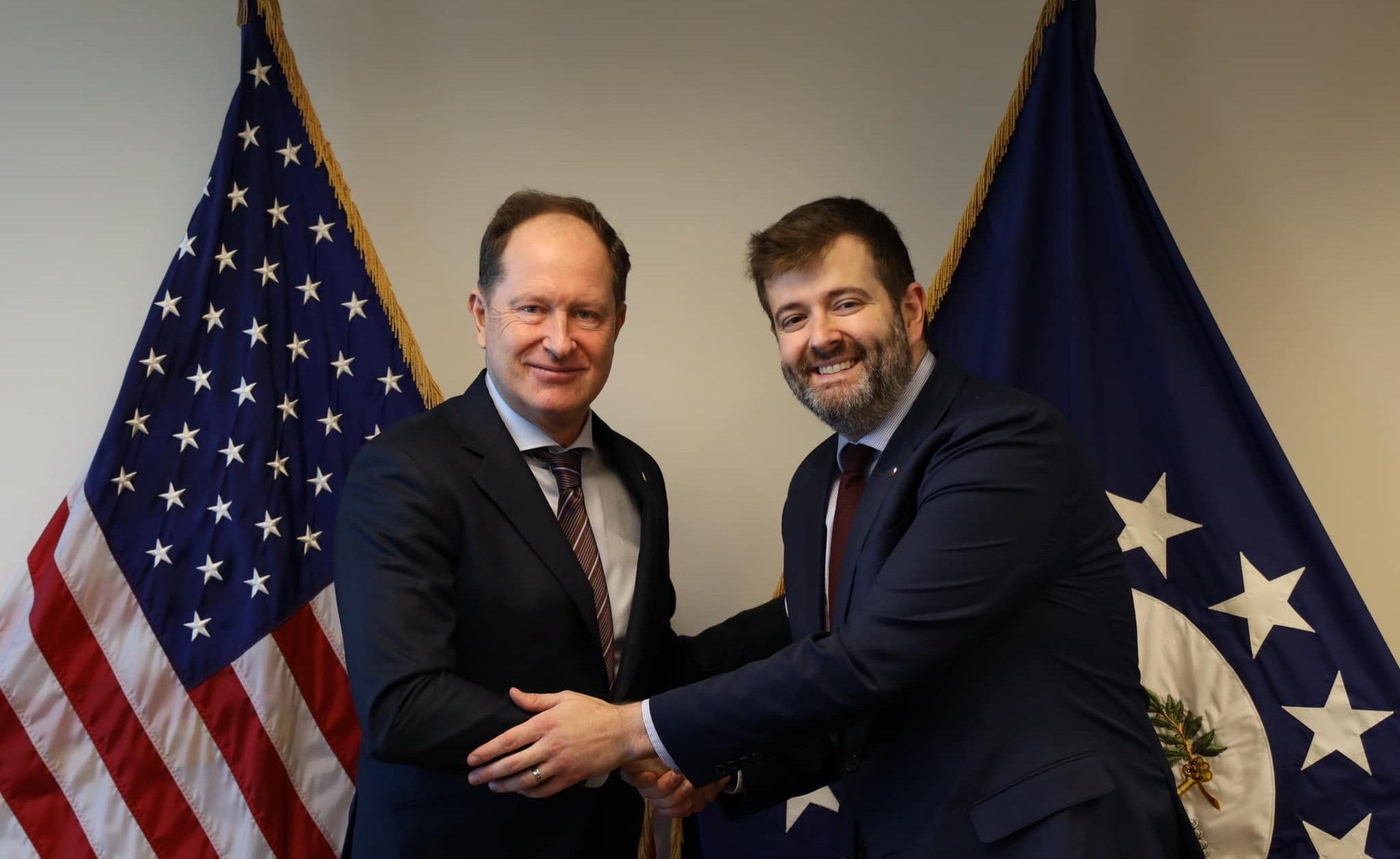 Gashi takon ambasadorin amerikan: SHBA – Kosovë, vlera të përbashkëta