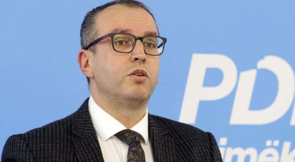 peticioni-ne-veri,-gjoshi:-gjithcka-po-ndodh-ne-koordinim-mes-kurtit,-beogradit-dhe-listes-srpska
