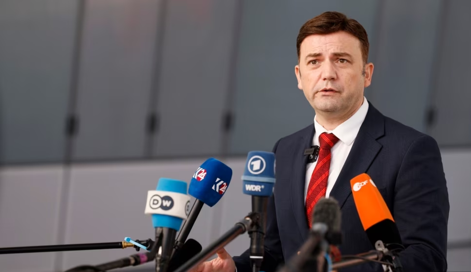 osmani:-mbeshtetja-e-lvv-se-per-opoziten-nuk-do-te-ndikoje-ne-procesin-zgjedhor