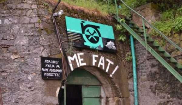 shperthimi-i-cisternes-me-acid-ne-minieren-e-trepces,-policia:-rasti-eshte-duke-u-hetuar