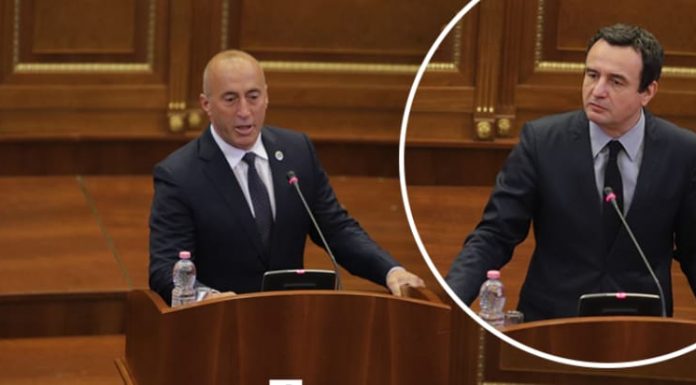 haradinaj-per-kurtin:-erdhi-ne-recak-me-20-xhipa-te-zi,-thu-t’i-ia-kane-mesy-serbise-me-e-pushtu
