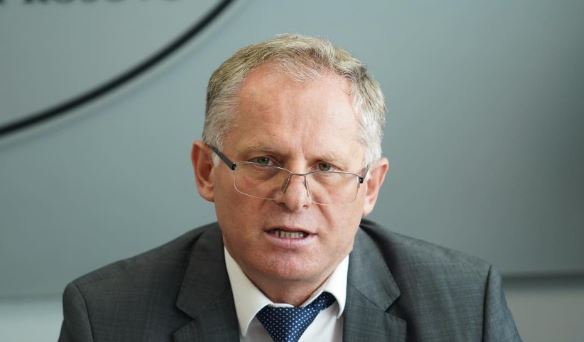 dostat-e-bislimit-“rehatohen”-ne-pozita-menaxheriale-ne-telekom,-angazhohet-prokuroria-e-shtetit