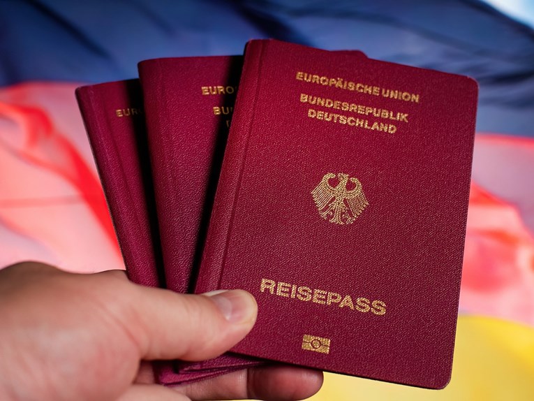 keto-jane-rregullat-e-reja-per-marrjen-e-pasaportes-gjermane