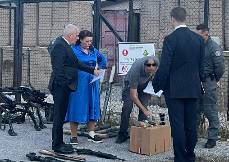 kearnsi-falenderon-cameronin-qe-ndau-njohurite-e-qeverise-britanike-per-terrorizmin-e-24-shtatorit-ne-veri-te-mitrovices