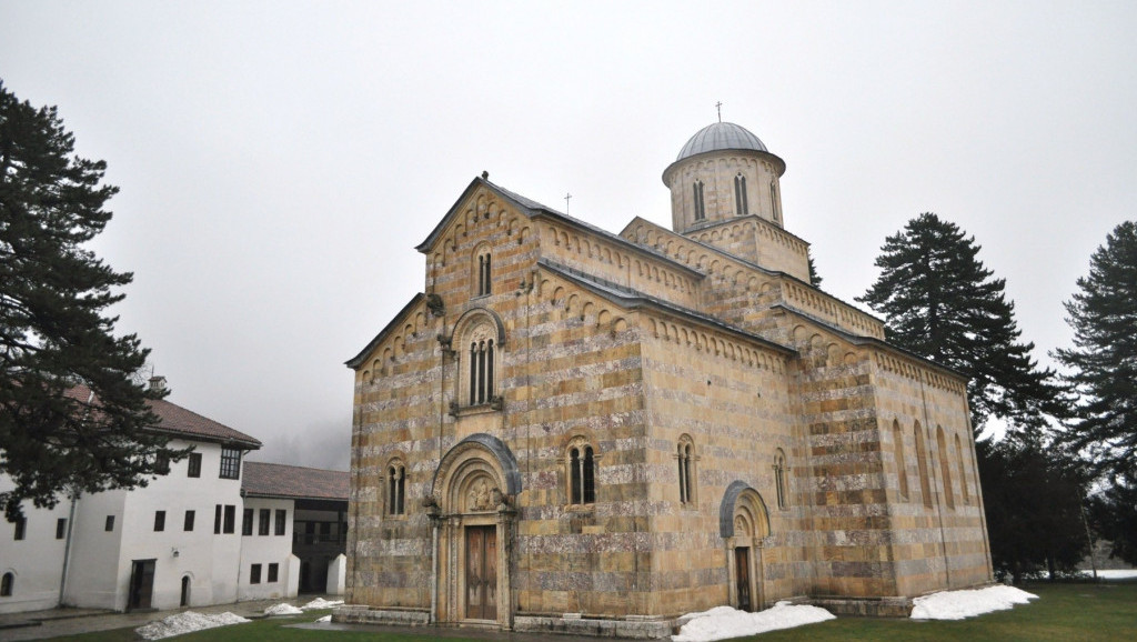 Von Cramon: Nuk ka vullnet politik në Kosovë për zbatimin e vendimit të Kushtetueses për Manastirinë e Deçanit