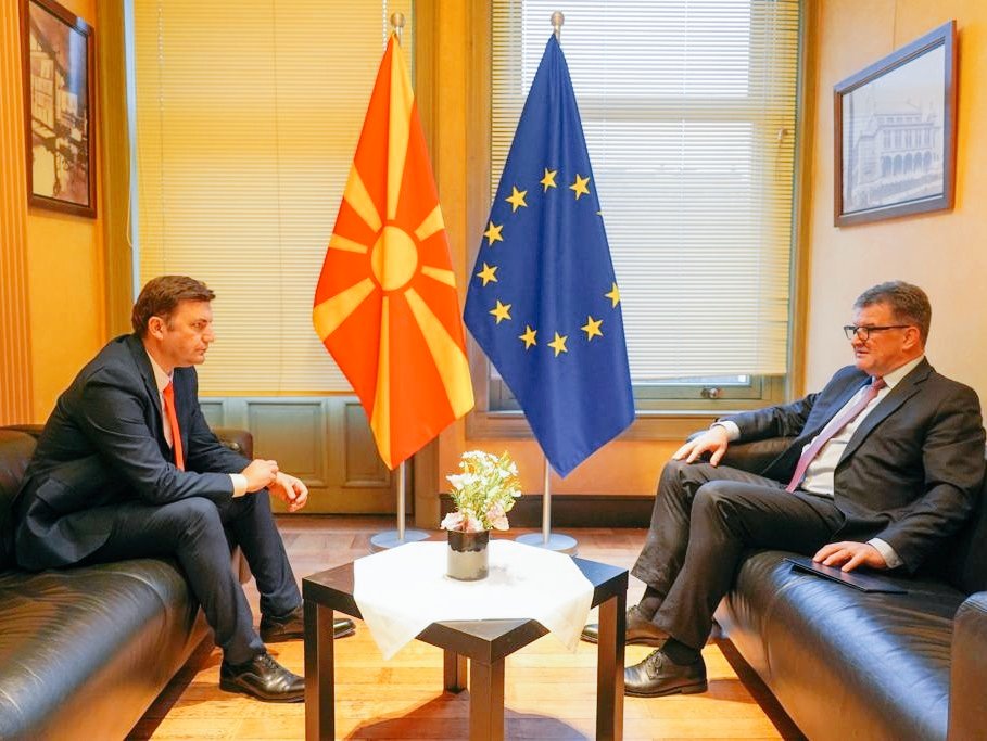 bujar-osmani-takon-lajcakun-ne-bruksel,-flasin-edhe-per-dialogun-kosove-serbi