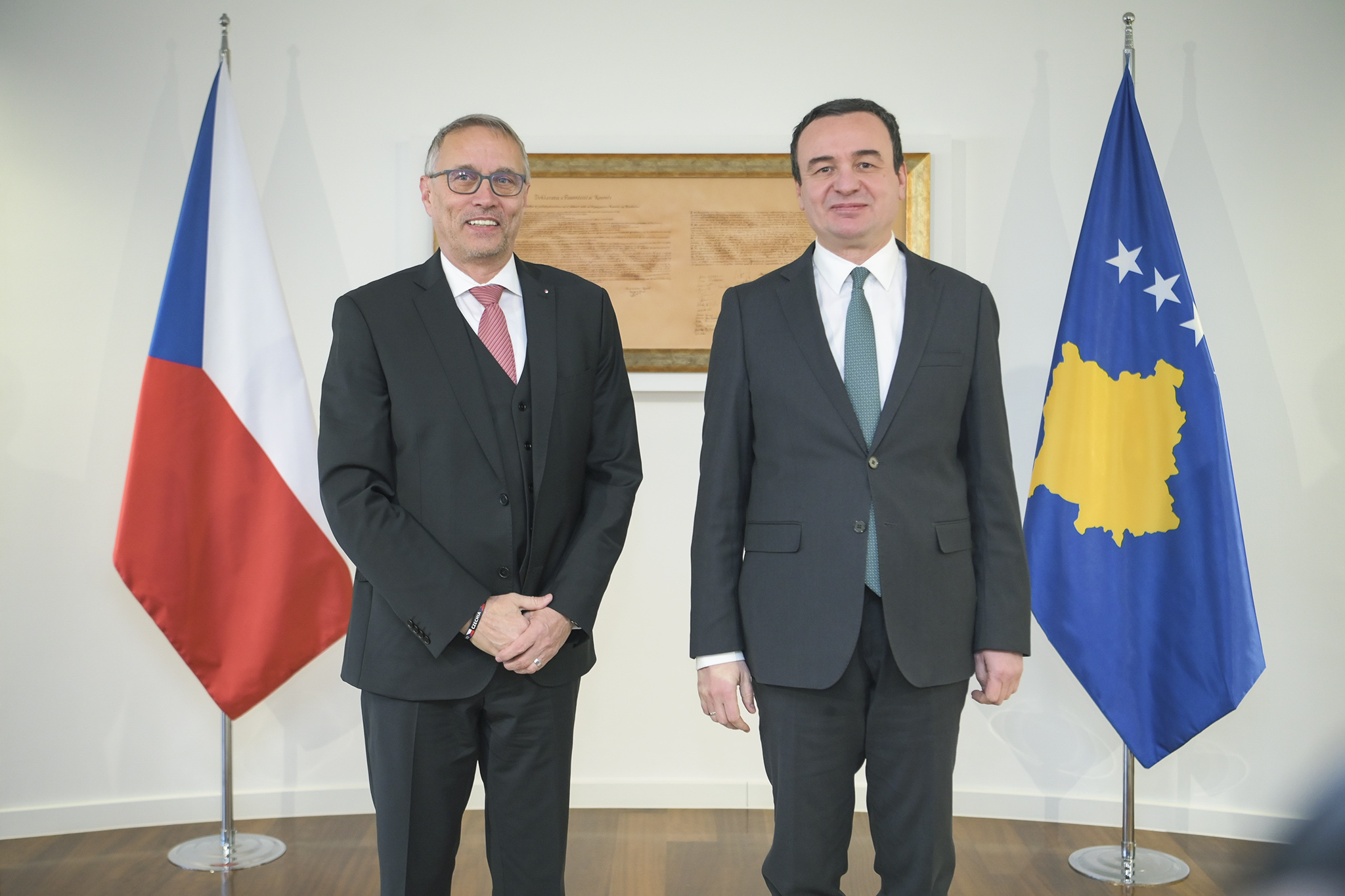 kurti-priti-ne-takim-ministrin-e-cekise,-diskutuan-per-marredheniet-bilaterale-ndermjet-dy-shteteve