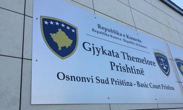 ndalohen-dy-zyrtare-te-gjykates-themelore-ne-prishtine,-dyshohen-per-keqperdorim-te-detyres