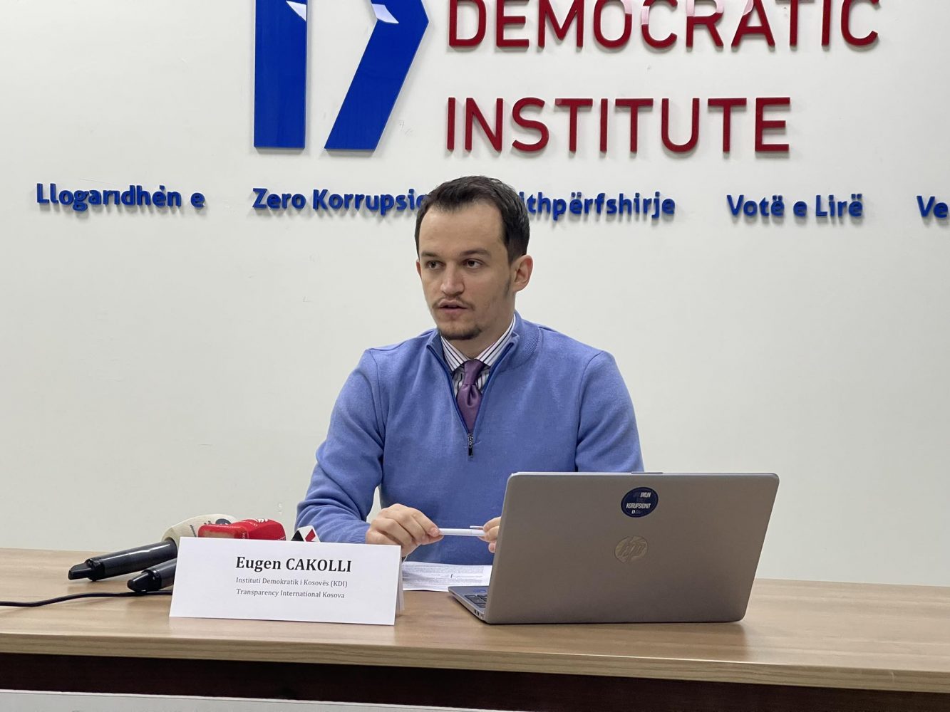 kdi:-pertej-perparimeve-ne-demokraci,-kosova-duhet-t’i-qaset-seriozisht-luftes-kunderkorrupsion