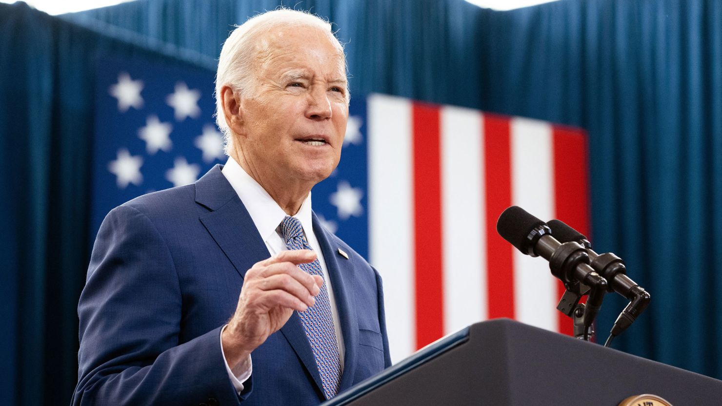 presidenti-biden-e-uron-presidenten-osmani-per-diten-e-pavaresise