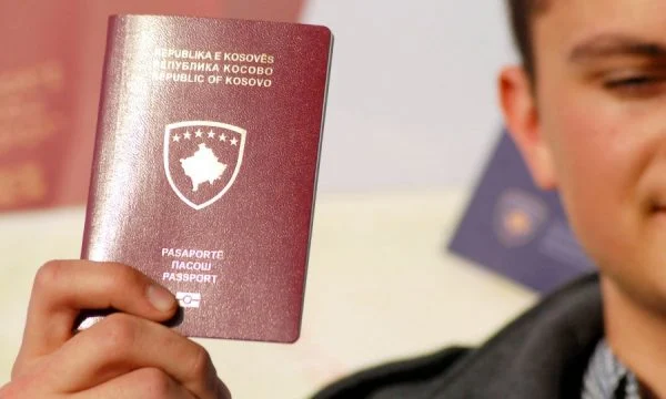 per-16-vjet,-57-mije-kosovare-hoqen-dore-nga-shtetesia