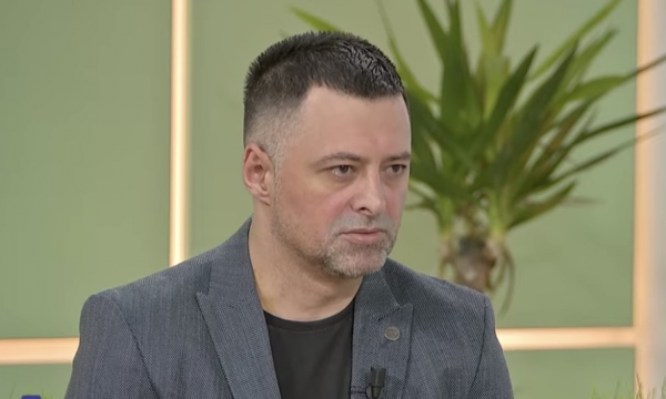 duraku:-infermieret-do-te-qendrojne-ne-greve-para-msh-se-derisa-“te-mbushet-mend”-ministri-vitia