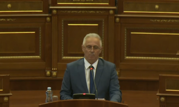 deputeti-shabani-per-qeset-me-llogo:-udhezimi-administrativ-nuk-po-zbatohet-plotesisht,-fajtor-inspektorati