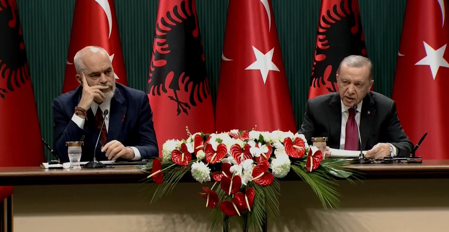 rama-erdoganit:-nuk-harrohet-njohja-e-pavaresise-se-kosoves-nga-ju-ne-minutat-e-para-te-shpalljes-se-saj