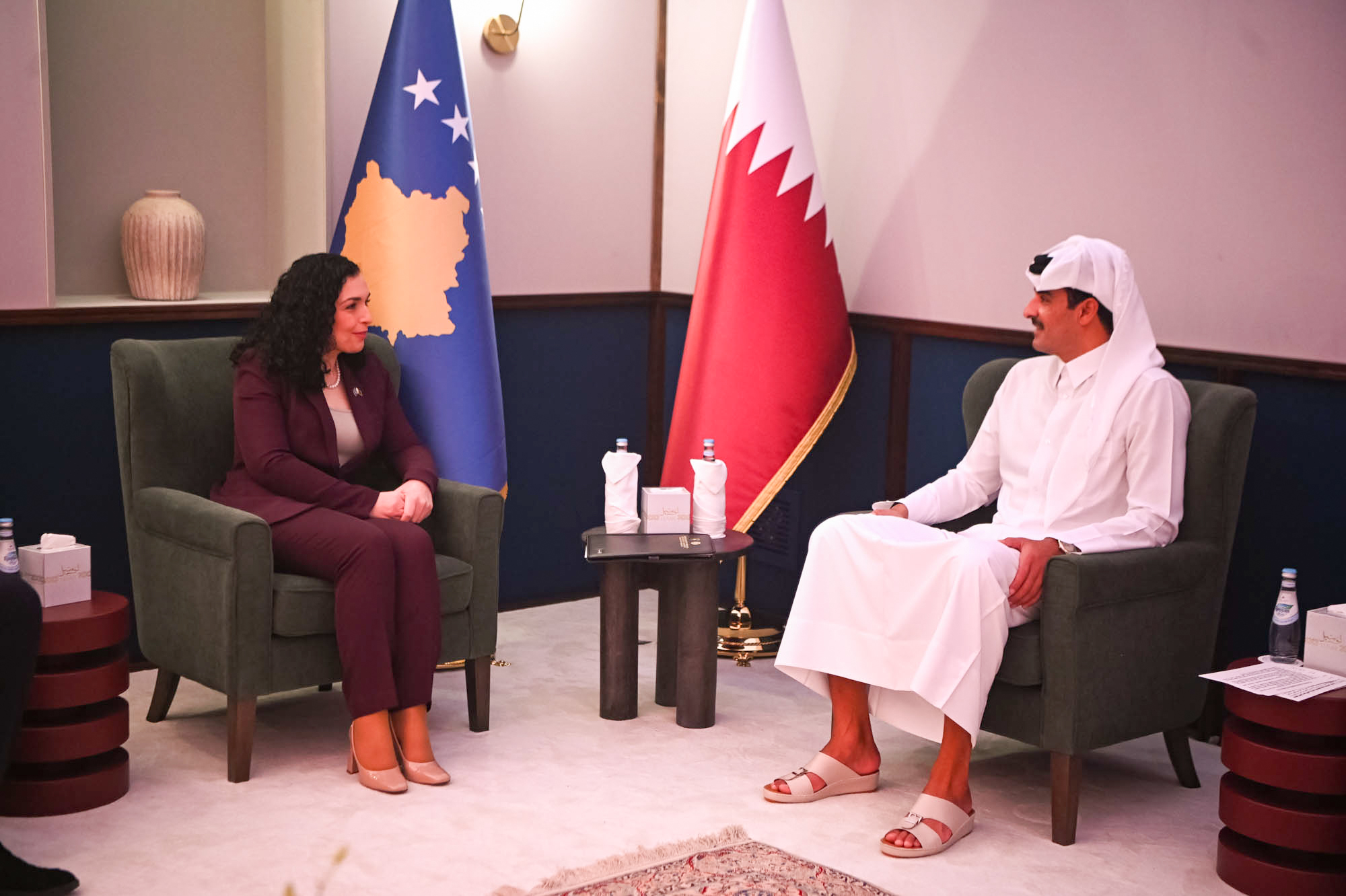 Osmani në takim me Emirin e Katarit flet për trajtimin e invalidëve të luftës të UÇK-së