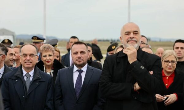 Maqedonci krah Ramës në përurimin e bazës së NATO’s në Kuçovë: Do t’i japë karakter tjetër gjeostrategjik Shqipërisë e Ballkanit