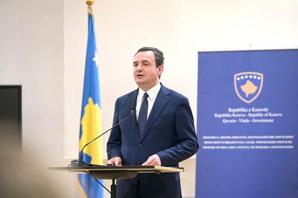 certifikohen-180-asistente-per-femijet-me-nevoja-te-vecanta,-kurti:-meritojne-vemendje-te-perhershme