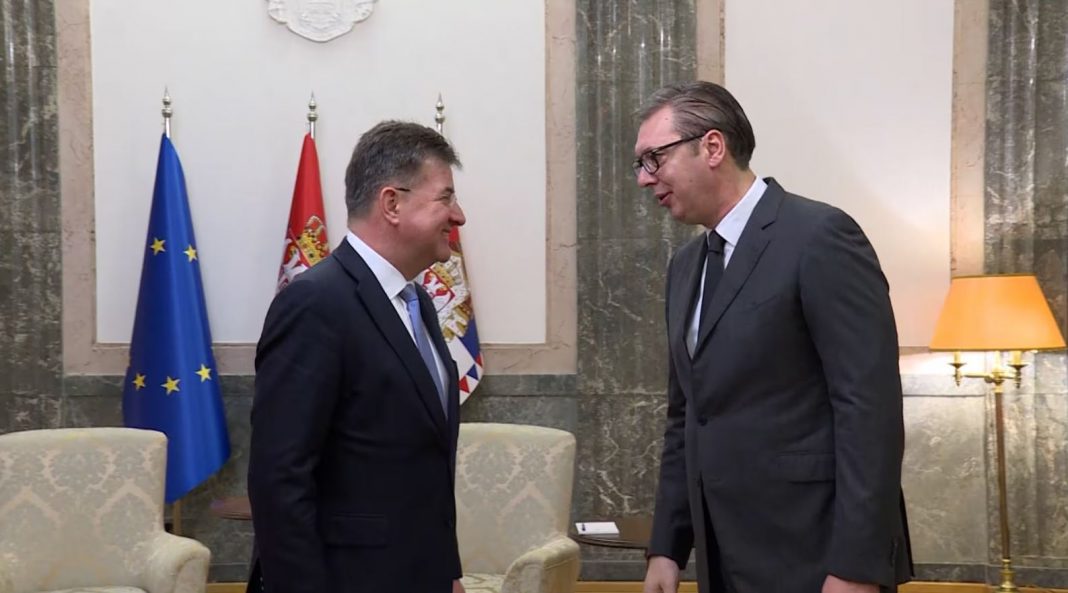 largimi-i-kryetareve-ne-veri/-lajcak-javen-e-ardhshme-ne-beograd