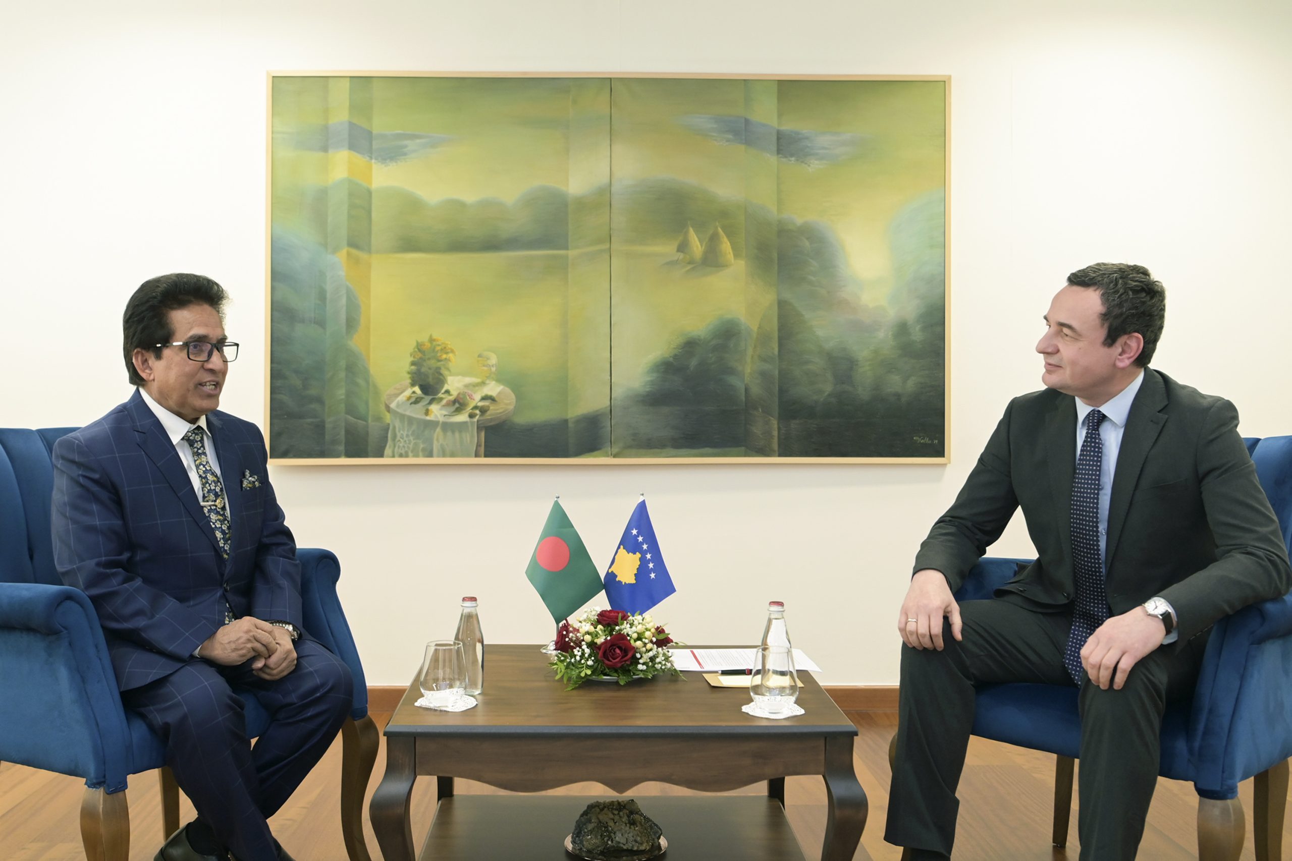 kurti-takon-ambasadorin-bhuiyan,-diskutuan-per-zhvillimet-e-fundit-ne-vend