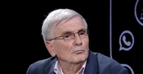 jusuf-buxhovi-per-manastirin-e-decanit:-albin-kurti-e-trashegoi-problemin-nga-udheheqja-e-kaluar